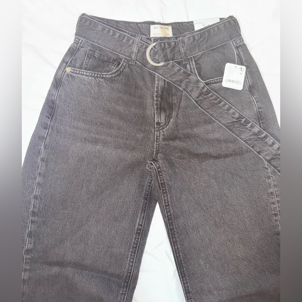 We The Free East Bay Cuffed Jeans NWT - Picture 7 of 10